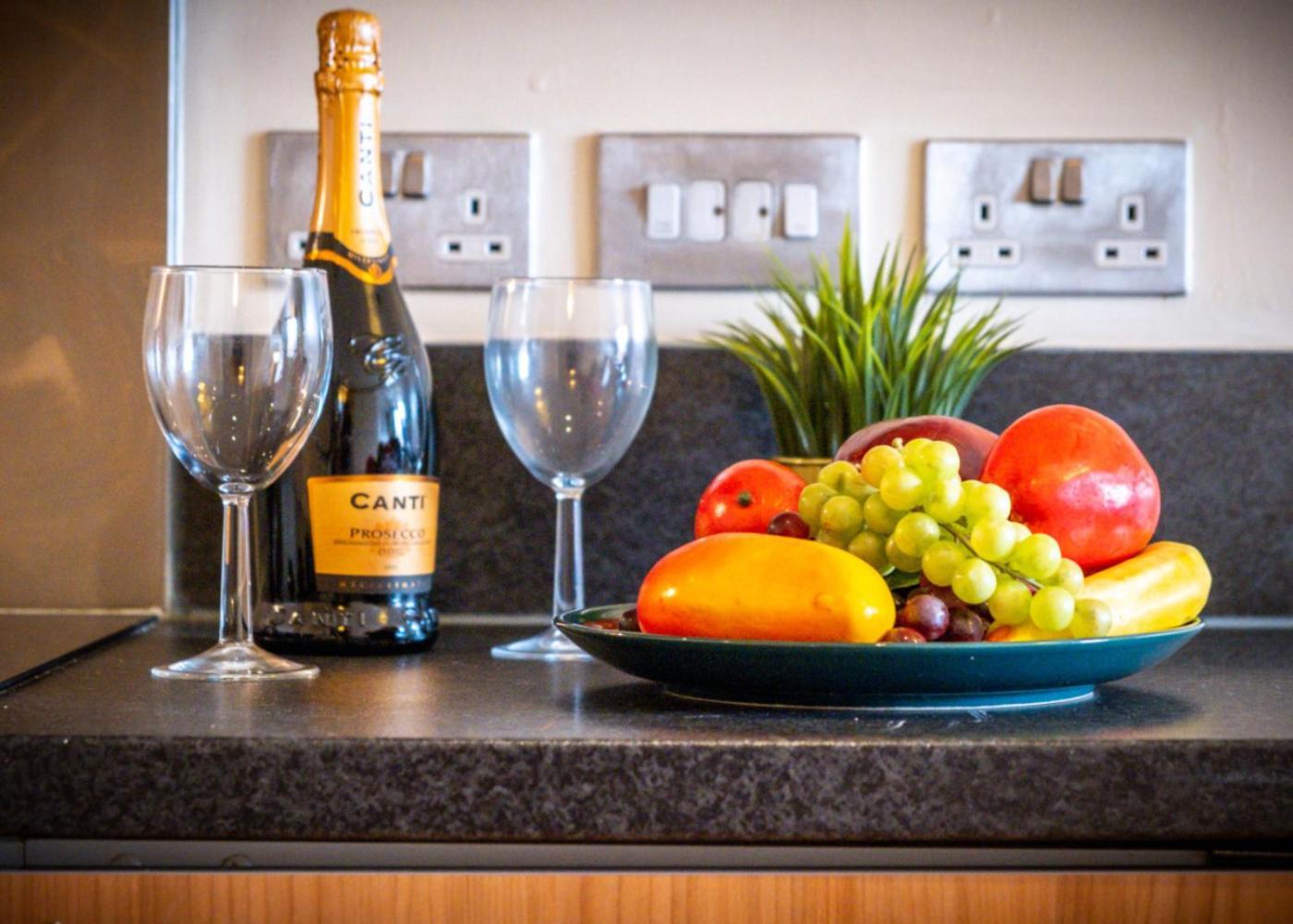 Chinatown - One Bed - Balcony - Secure Parking - Fast Wifi - Birmingham City Centre - 49A Экстерьер фото